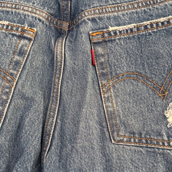 Levi's Blue Distressed Premium Ankle Jeans Women’s Size 28 - Picture 4 of 10